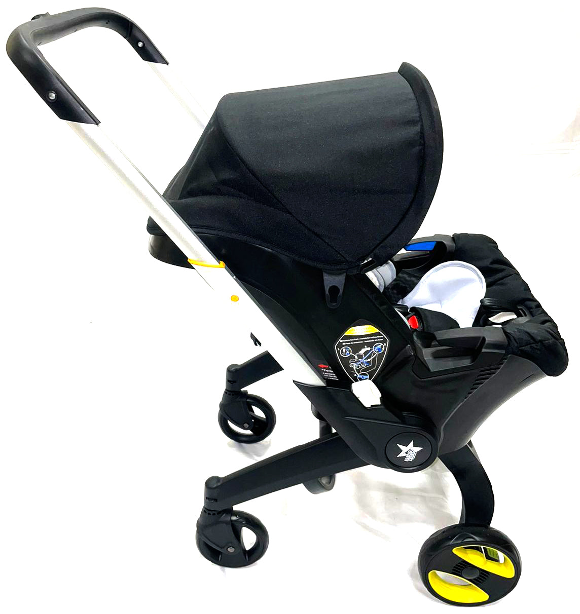Carriola Polux Estilo Doona Convertible a Portabebé Color Negro